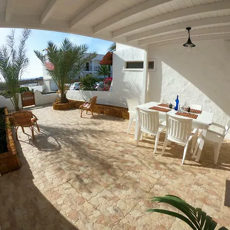 Playa De La Concha Apartman *